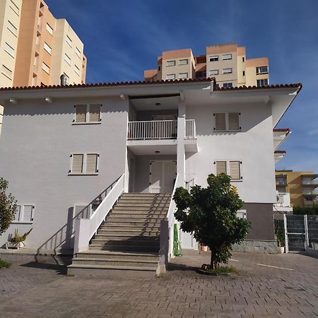 Apartamentos Gandia Familiar 3000 外观 照片