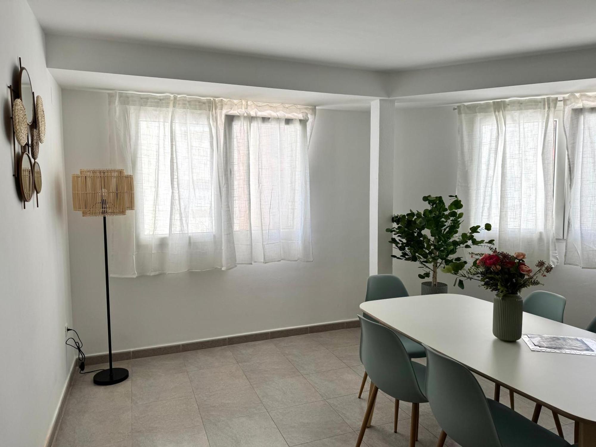 Apartamentos Gandia Familiar 3000 外观 照片